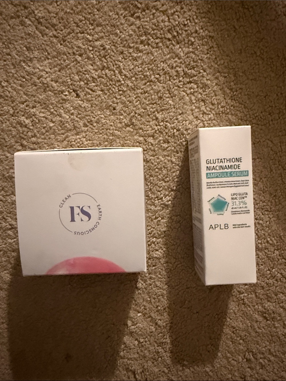 APL Glutathione Niacinamide Ampoule Serum - White and Teal Accents